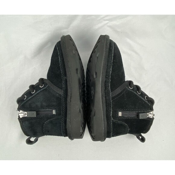 UGG Neumel II Chukka Boot Toddler Size 10 Black Suede Side Zip Water Repel $105 - Picture 7 of 10